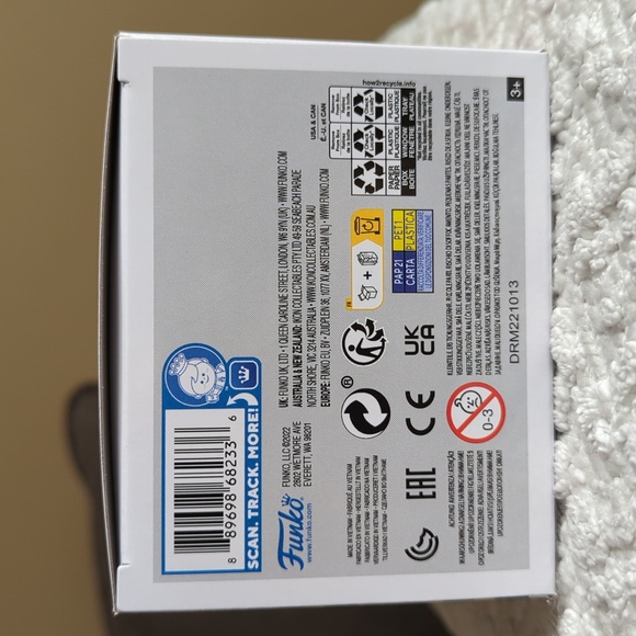 Funko Pop Demon Slayer Nezuko Kamado 868   Metallic - Picture 6 of 11